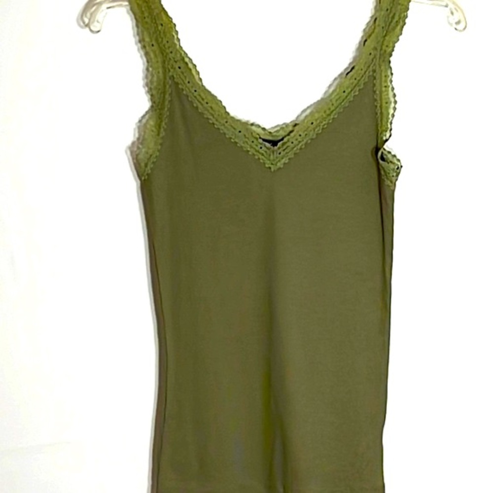 Ambiance Olive Green Laced Trimmed Sleeveless V Neckline Pullover Top Size S